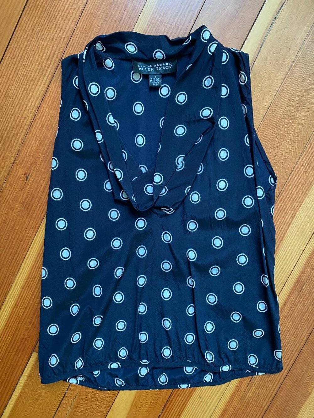 Y2K Linda Allard Ellen Tracy Sleeveless Silk Blouse - Size 2 / XS